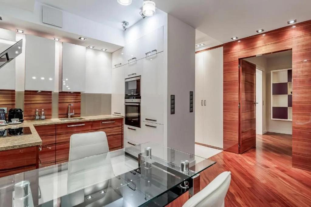 Inqse Centre Apartment Warschau